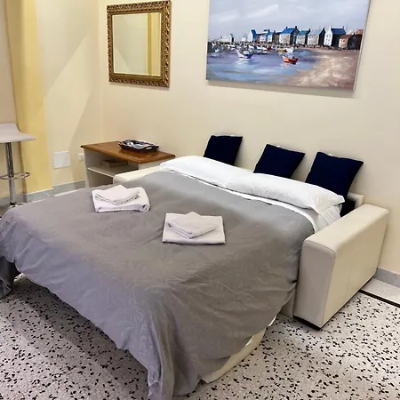 Rialto Mercato Deluxe Apartment-2